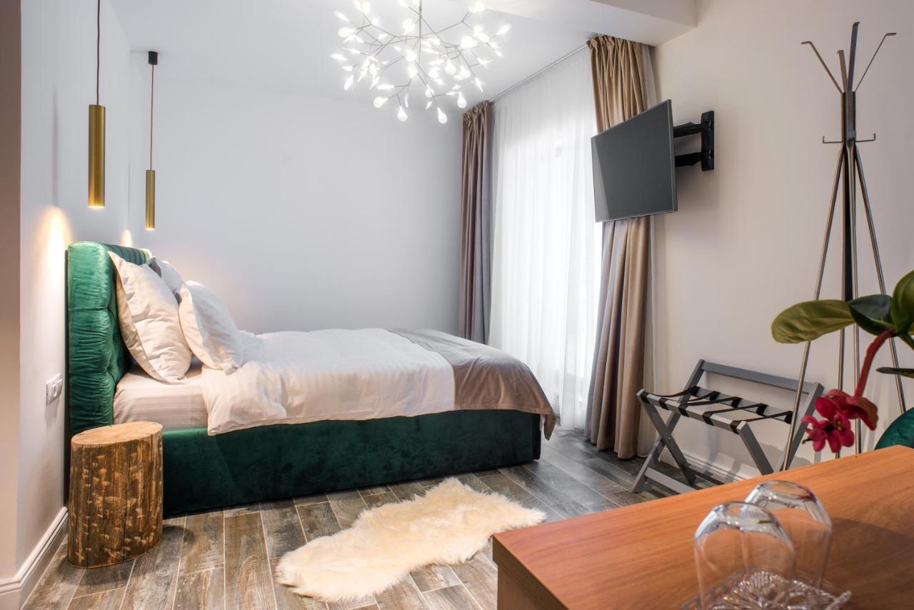 Sidharta Resort Обарсия Лотрулуи Екстериор снимка
