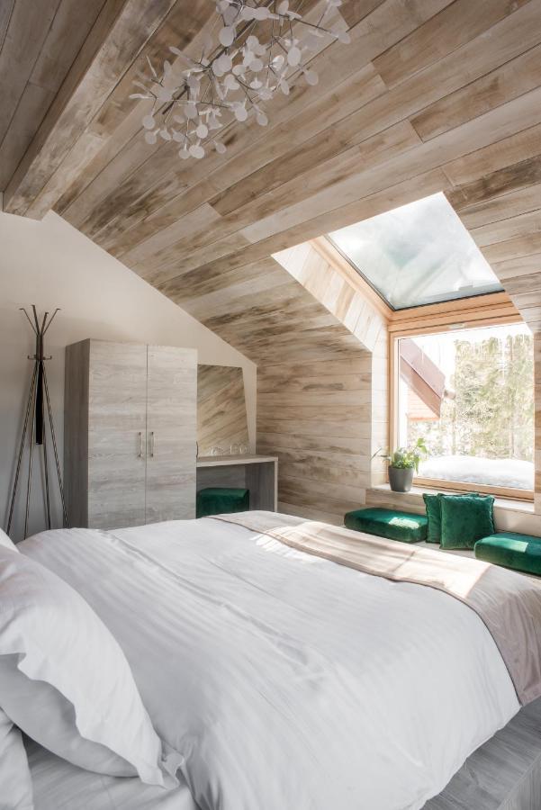 Sidharta Resort Обарсия Лотрулуи Екстериор снимка