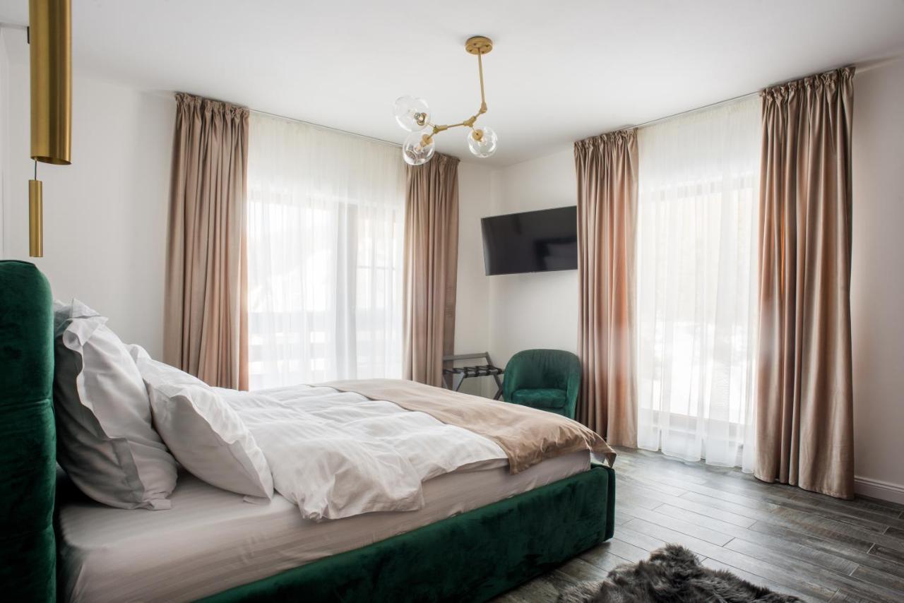 Sidharta Resort Обарсия Лотрулуи Екстериор снимка