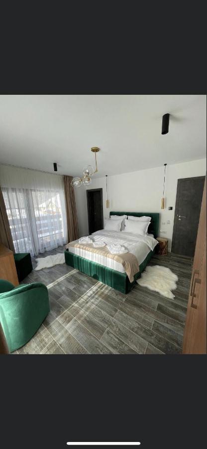 Sidharta Resort Обарсия Лотрулуи Екстериор снимка