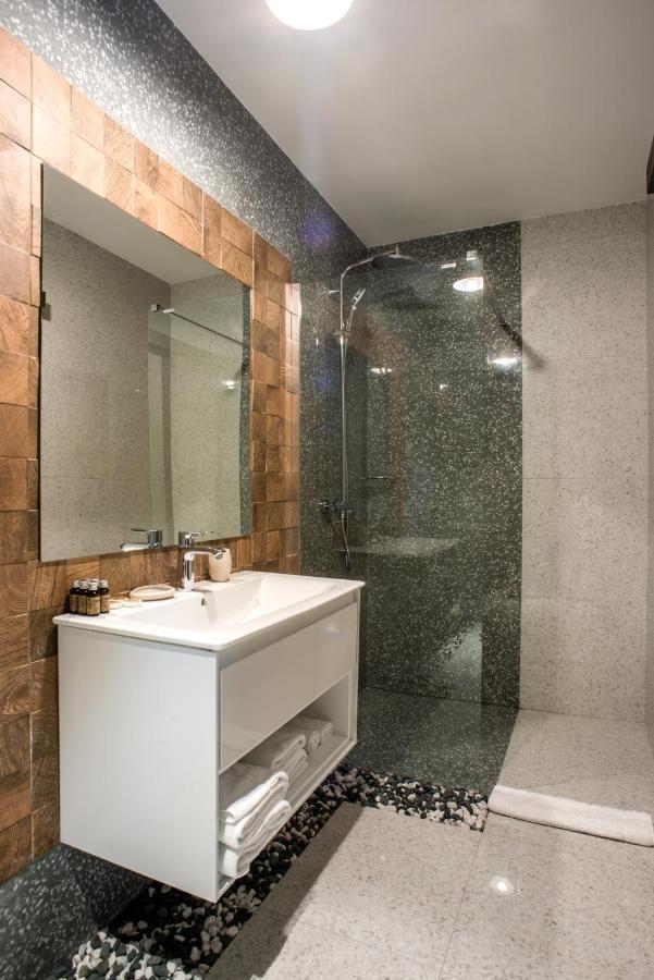 Sidharta Resort Обарсия Лотрулуи Екстериор снимка